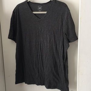 Gap Heather Gray Tshirt. XL. V Neck. Cotton